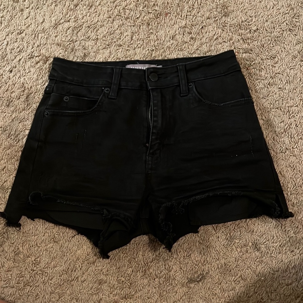 Justusa XS black shorts